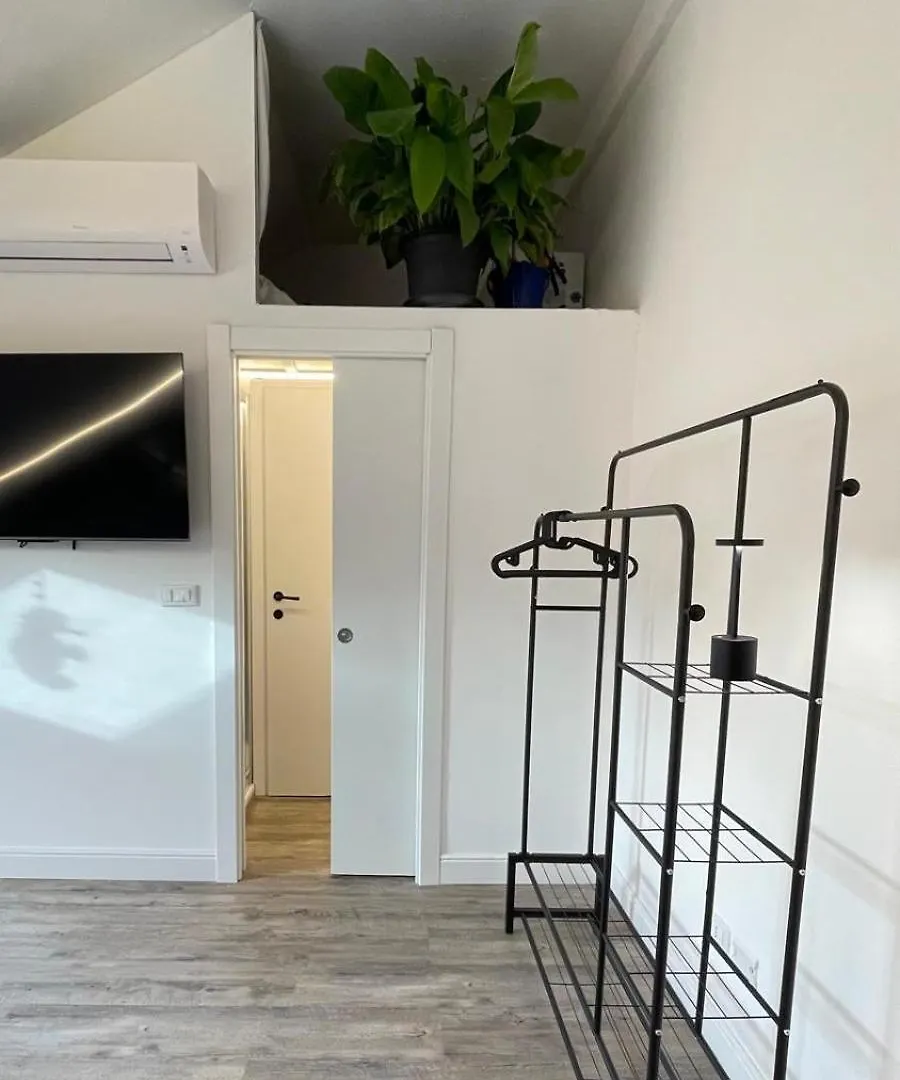 Attic Near Golf Apartment Rapallo