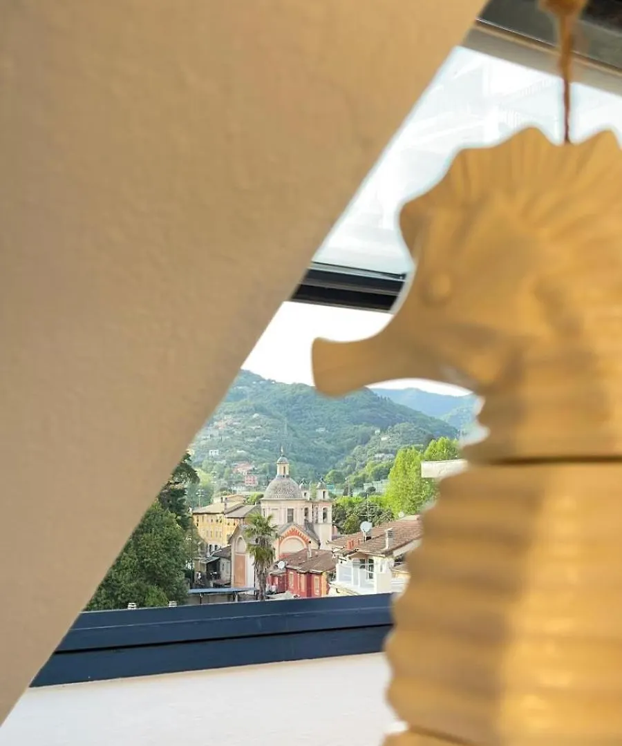 Attic Near Golf Apartment Rapallo 0*,